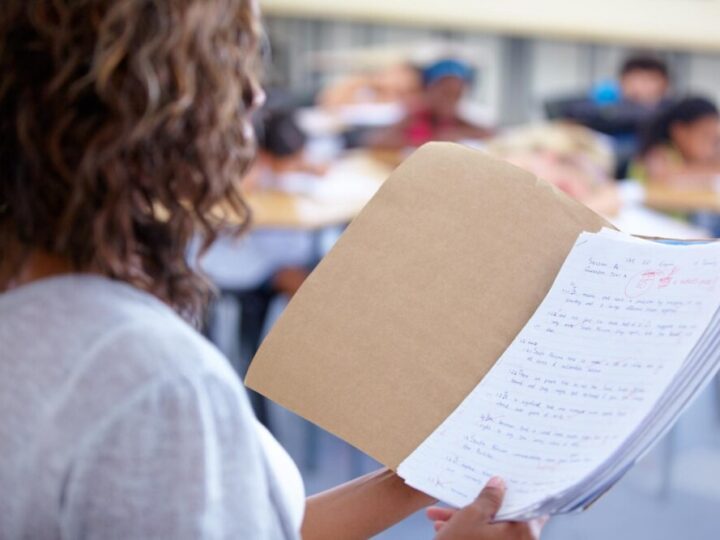 Myszków świętuje Dzień Edukacji Narodowej: Uczniowie i nauczyciele w blasku wdzięczności i talentu