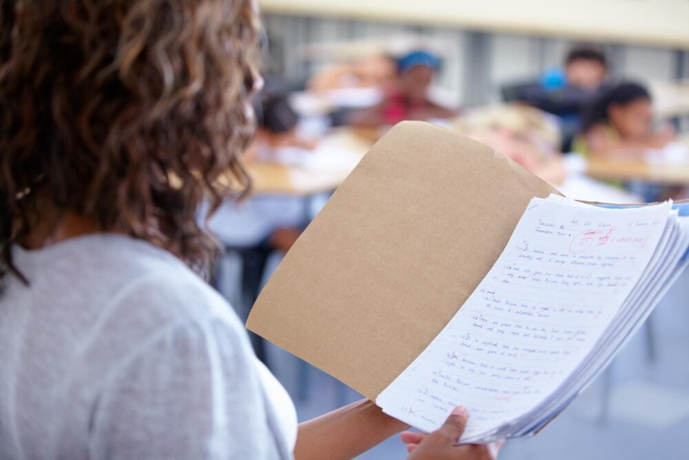 Myszków świętuje Dzień Edukacji Narodowej: Uczniowie i nauczyciele w blasku wdzięczności i talentu