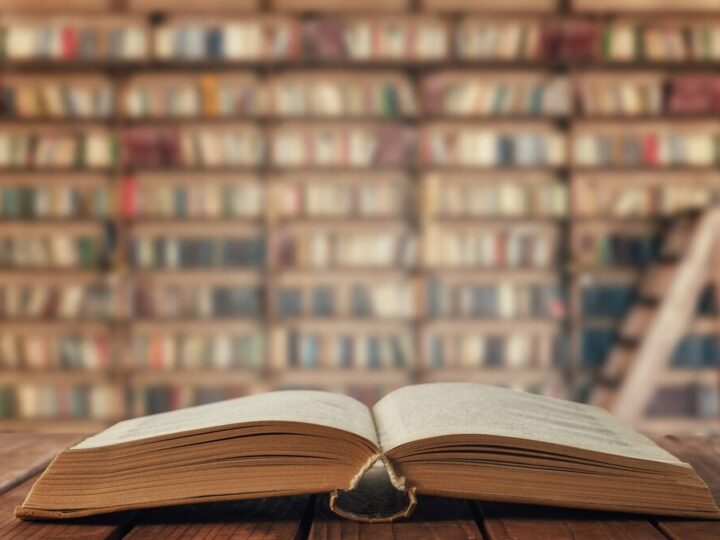 Literackie pasje w Poraju: Klub Miłośników Książek zaprasza na spotkanie