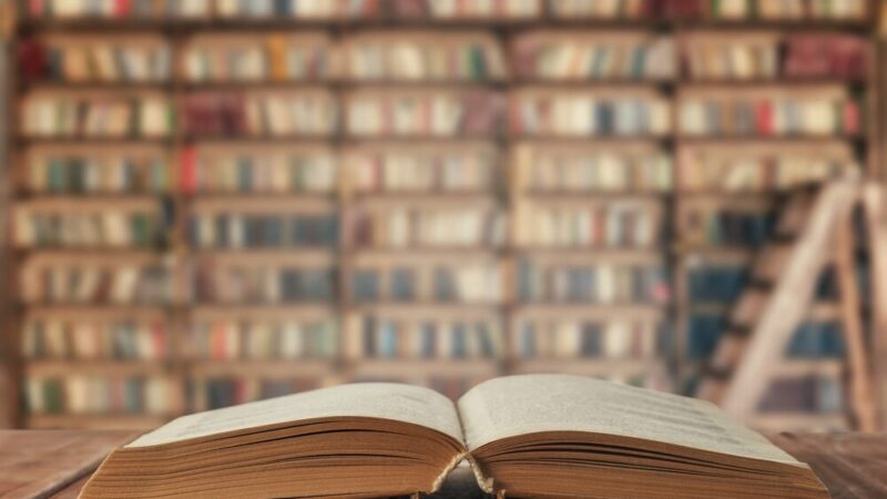 Literackie pasje w Poraju: Klub Miłośników Książek zaprasza na spotkanie