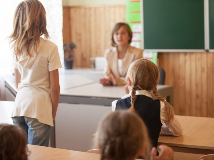 Młodzi lekarze uczą się ultrasonografii w Poraju