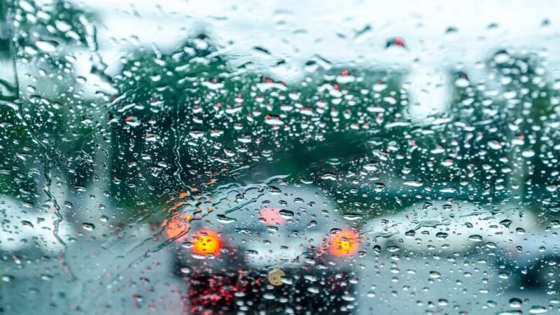 IMGW ostrzega: Zawieje i zamiecie śnieżne w Poraju!