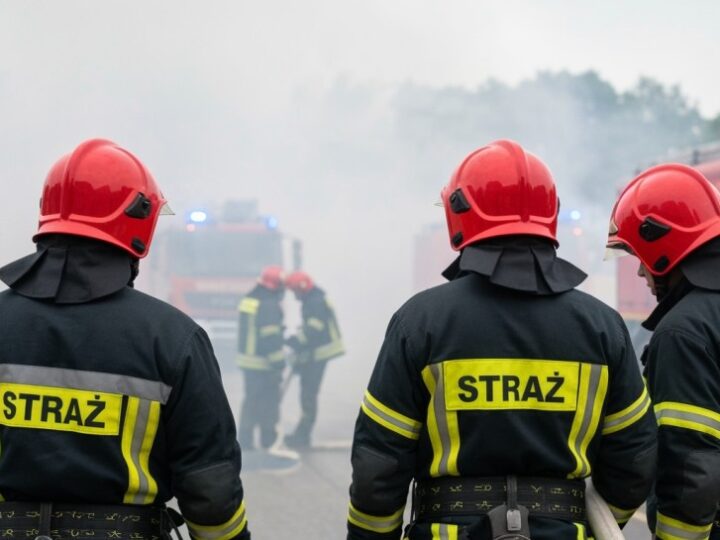 Pożary sadzy w Żarkach: strażacy w akcji i przypomnienie o bezpieczeństwie kominowym