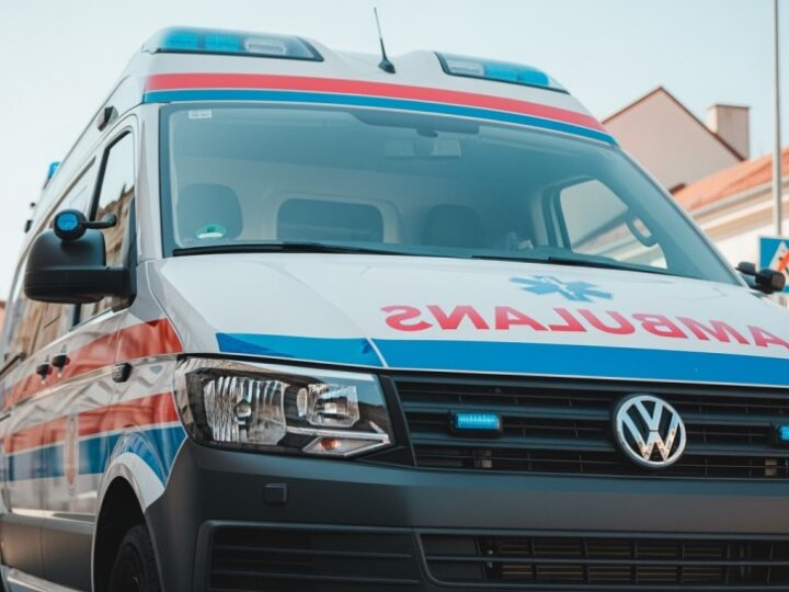 Dzielnicowy, który zmienia życie bezdomnych