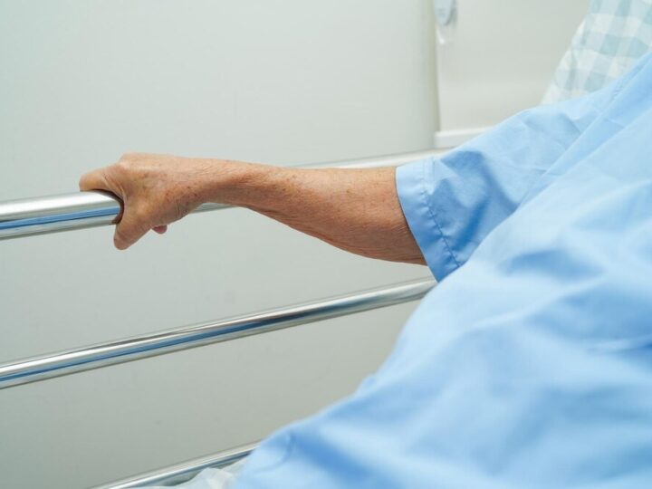 Infolinia „Helpline” – nowa pomoc dla chorych na Alzheimera i ich bliskich