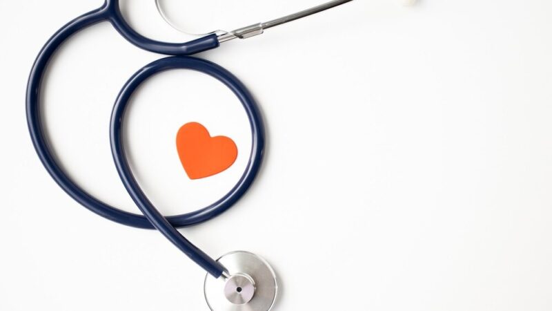 Uniwersytet Trzeciego Wieku w Poraju: Szkolenie z pierwszej pomocy dla seniorów