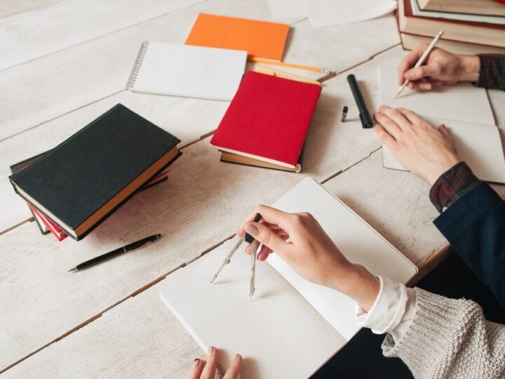 Zimowe skarby natury: odkryj lecznicze rośliny ukryte pod śniegiem!