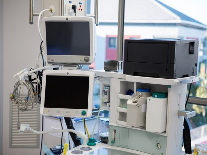 Gmina Poraj wzbogaca opiekę zdrowotną o nowoczesny aparat USG