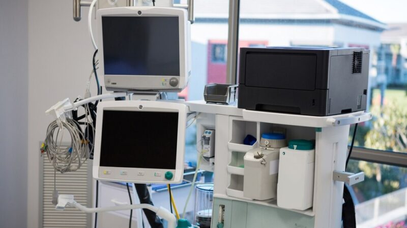 Gmina Poraj wzbogaca opiekę zdrowotną o nowoczesny aparat USG