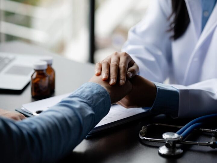 Autoagresja: Klucz do zrozumienia i wsparcia w walce z tabu