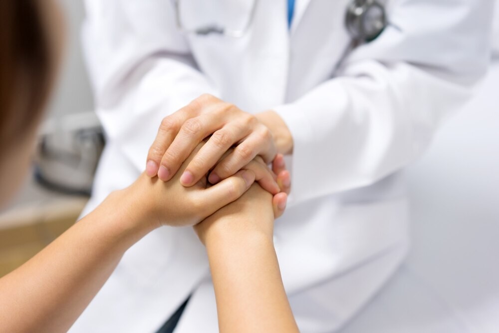 Wójt Gminy Poraj składa hołd pracownikom ochrony zdrowia w ich święto