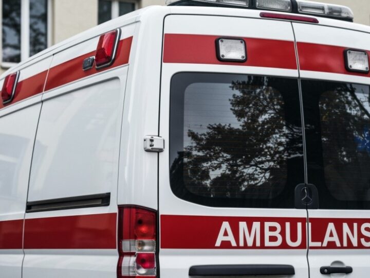Defibrylator AED w Koziegłowach przeniesiony – sprawdź jego nową lokalizację!
