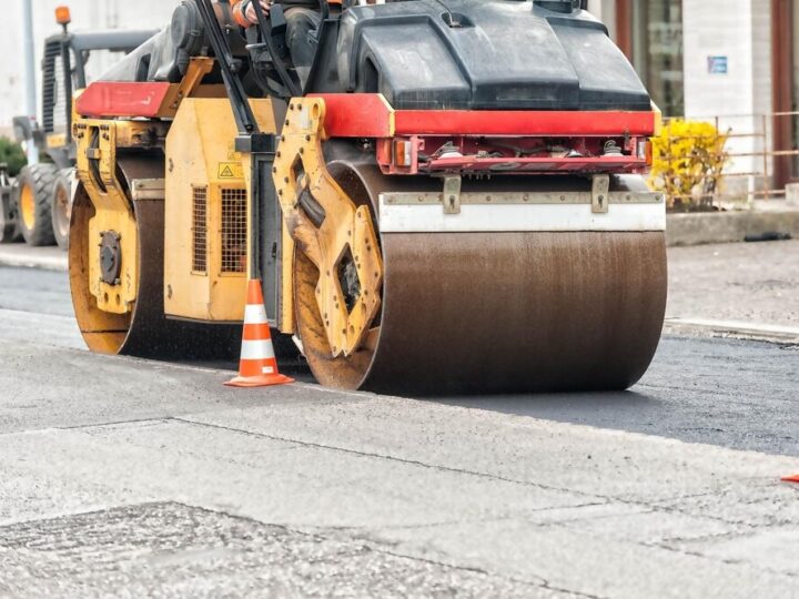 6,5 mln zł na remont drogi Masłońskie-Przybynów: Kluczowa inwestycja w Powiecie Myszkowskim