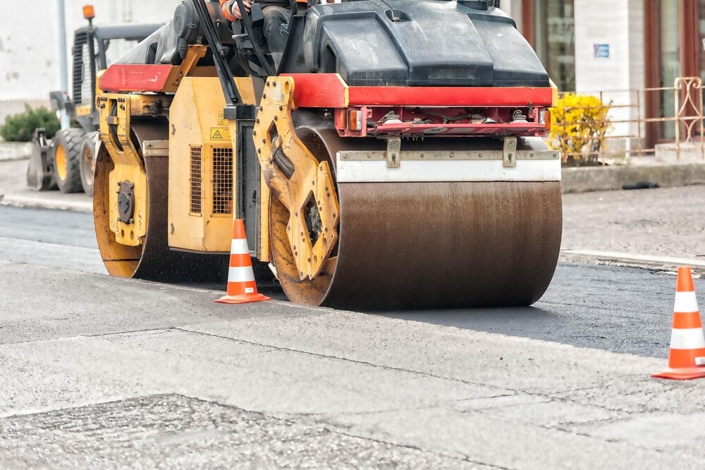 6,5 mln zł na remont drogi Masłońskie-Przybynów: Kluczowa inwestycja w Powiecie Myszkowskim