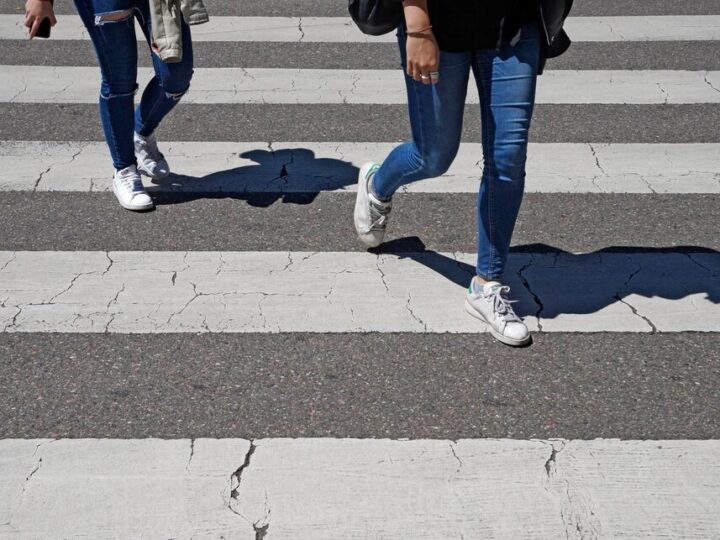 Uczniowie wracają do szkół: Policja wprowadza akcję „Bezpieczna droga do szkoły”